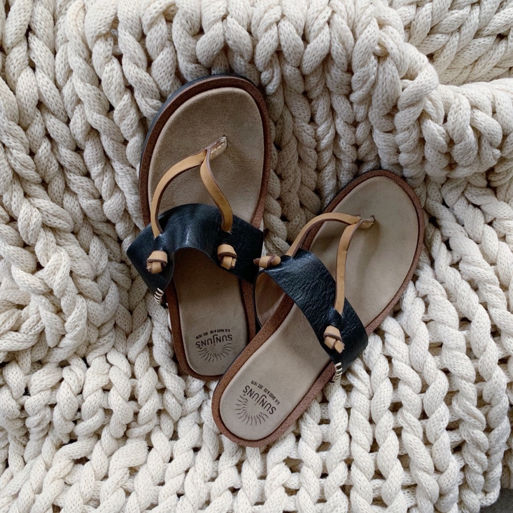 Sunjuns Sandals